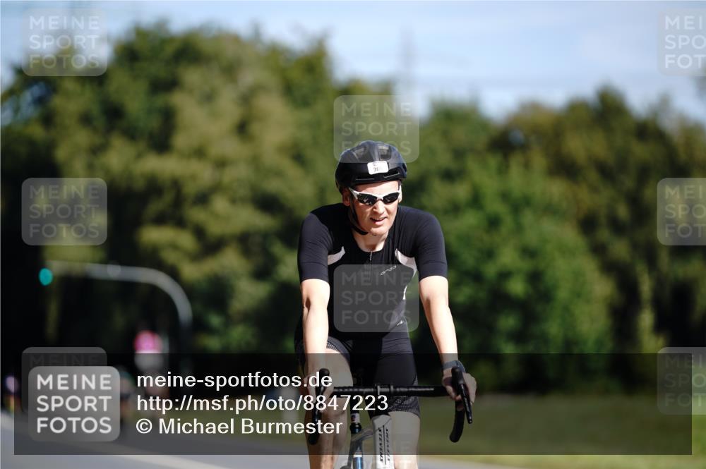 07.09.2025 - 19. Norderstedt Triathlon Michael Burmester http://msf.ph/oto/8847223 07.09.2025 11:26:29 Radfahren 306 meine-sportfotos.de