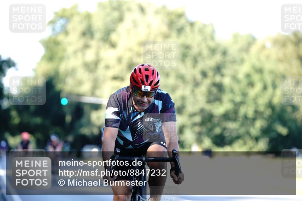 07.09.2025 - 19. Norderstedt Triathlon Michael Burmester http://msf.ph/oto/8847232 07.09.2025 16:14:36 Radfahren 409, 1586 meine-sportfotos.de