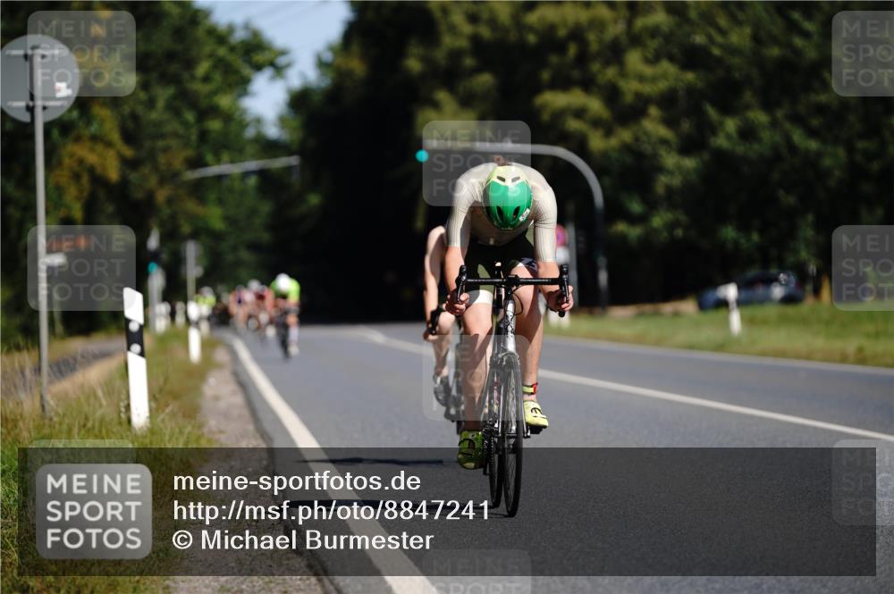 07.09.2025 - 19. Norderstedt Triathlon Michael Burmester http://msf.ph/oto/8847241 07.09.2025 11:26:50 Radfahren 787, 1180, 1188 meine-sportfotos.de