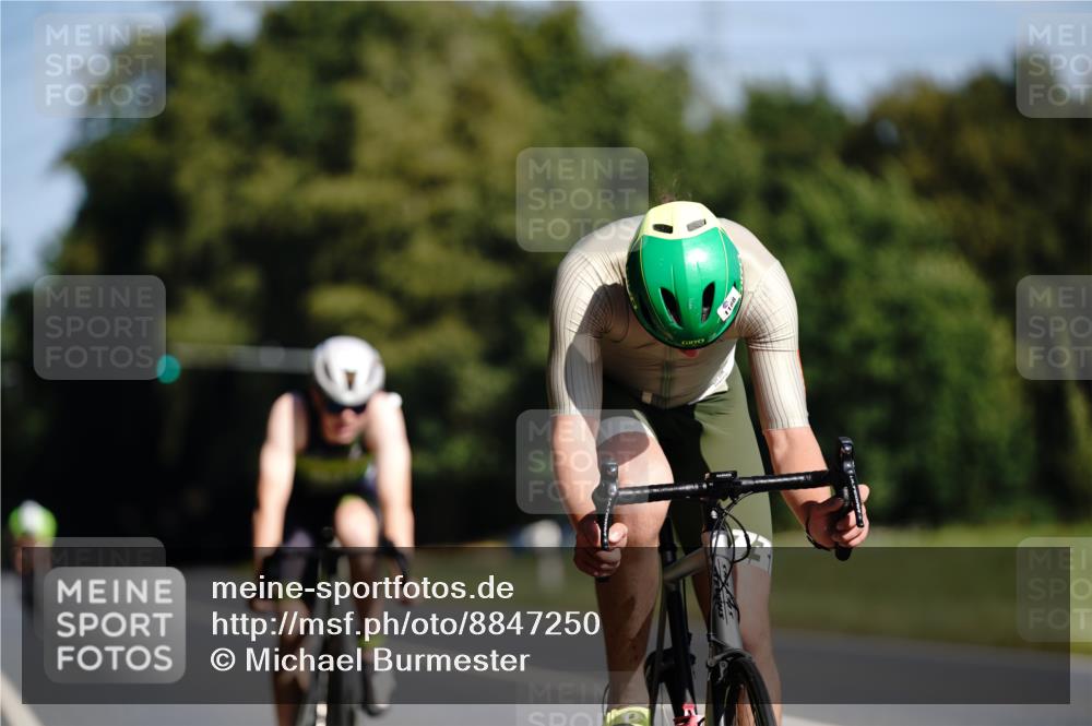 07.09.2025 - 19. Norderstedt Triathlon Michael Burmester http://msf.ph/oto/8847250 07.09.2025 11:26:51 Radfahren 787, 1180, 1188 meine-sportfotos.de