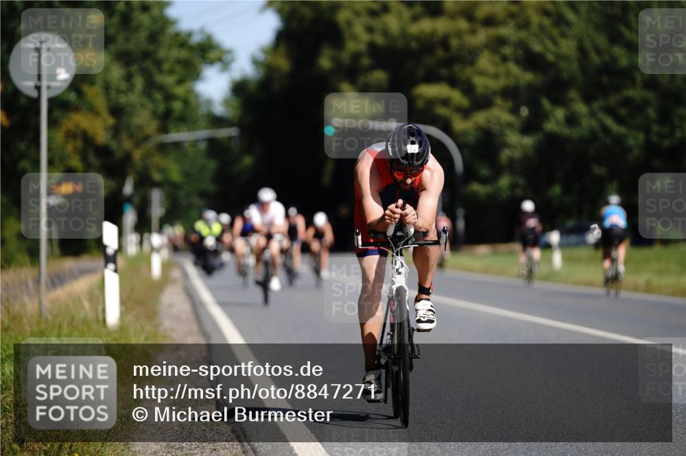 07.09.2025 - 19. Norderstedt Triathlon Michael Burmester http://msf.ph/oto/8847271 07.09.2025 11:27:00 Radfahren 200, 238 meine-sportfotos.de