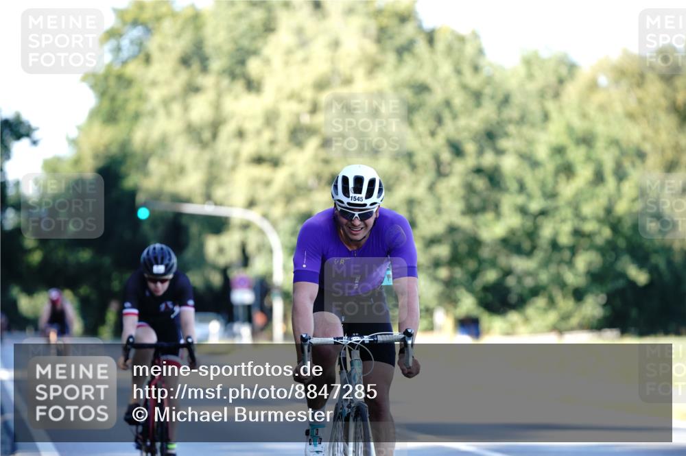 07.09.2025 - 19. Norderstedt Triathlon Michael Burmester http://msf.ph/oto/8847285 07.09.2025 16:14:49 Radfahren 1097, 1545 meine-sportfotos.de