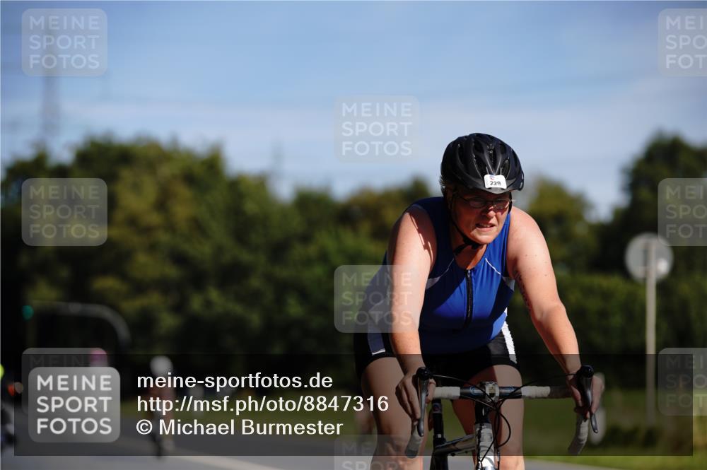 07.09.2025 - 19. Norderstedt Triathlon Michael Burmester http://msf.ph/oto/8847316 07.09.2025 11:27:07 Radfahren 229, 1160, 1171, 1253, 1390 meine-sportfotos.de