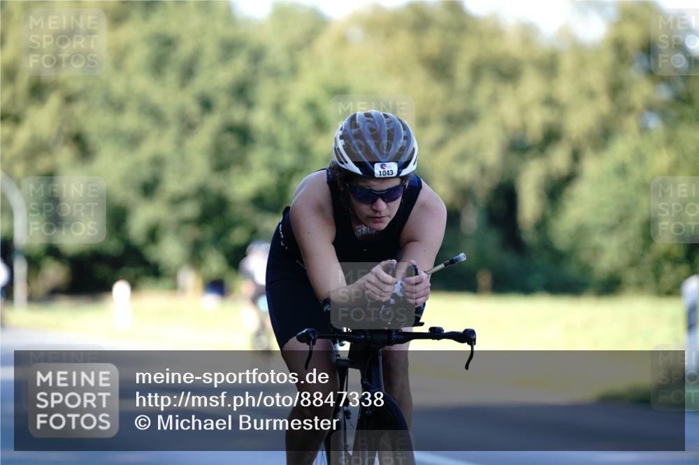 07.09.2025 - 19. Norderstedt Triathlon Michael Burmester http://msf.ph/oto/8847338 07.09.2025 16:15:05 Radfahren 1043, 1614 meine-sportfotos.de