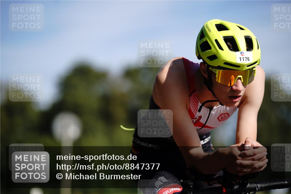 07.09.2025 - 19. Norderstedt Triathlon Michael Burmester http://msf.ph/oto/8847377 07.09.2025 11:27:23 Radfahren 300, 760, 1176 meine-sportfotos.de