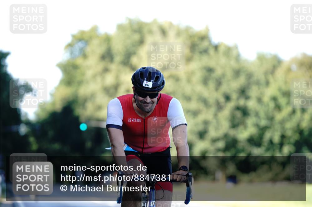 07.09.2025 - 19. Norderstedt Triathlon Michael Burmester http://msf.ph/oto/8847381 07.09.2025 16:15:24 Radfahren 873, 894 meine-sportfotos.de