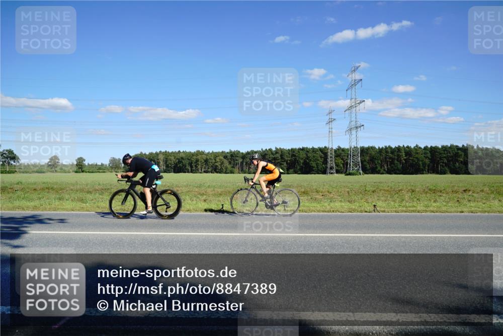 07.09.2025 - 19. Norderstedt Triathlon Michael Burmester http://msf.ph/oto/8847389 07.09.2025 15:24:33 Radfahren 478, 1446, 1453, 1472, 1509 meine-sportfotos.de