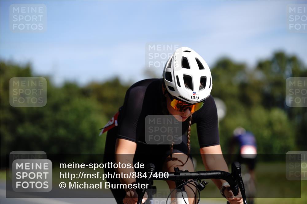07.09.2025 - 19. Norderstedt Triathlon Michael Burmester http://msf.ph/oto/8847400 07.09.2025 11:27:28 Radfahren 300, 1313 meine-sportfotos.de