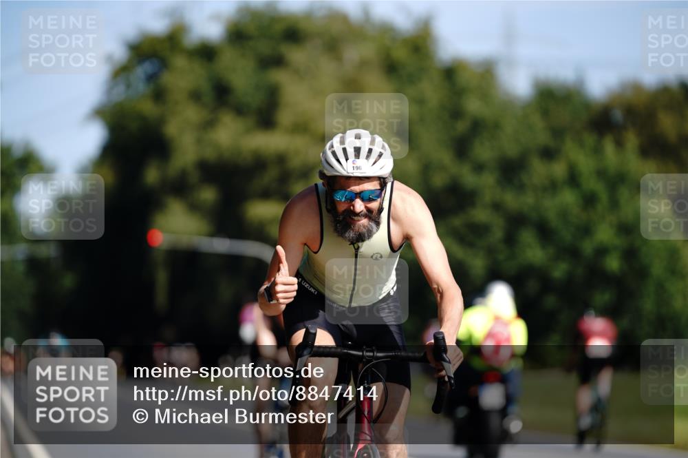 07.09.2025 - 19. Norderstedt Triathlon Michael Burmester http://msf.ph/oto/8847414 07.09.2025 11:27:34 Radfahren 154, 196 meine-sportfotos.de