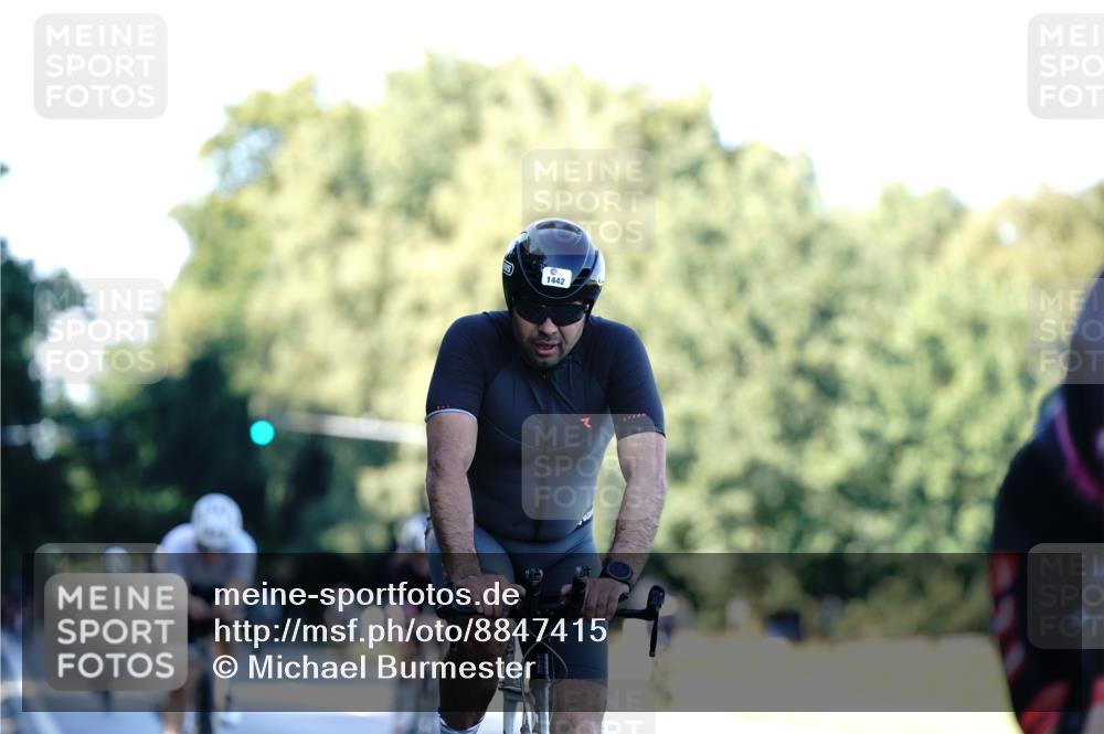 07.09.2025 - 19. Norderstedt Triathlon Michael Burmester http://msf.ph/oto/8847415 07.09.2025 16:15:36 Radfahren 1069, 1074, 1442, 1577 meine-sportfotos.de