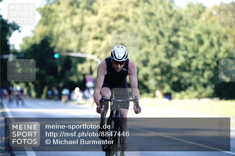 07.09.2025 - 19. Norderstedt Triathlon Michael Burmester http://msf.ph/oto/8847446 07.09.2025 16:15:41 Radfahren 1069, 1087, 1410, 1577 meine-sportfotos.de