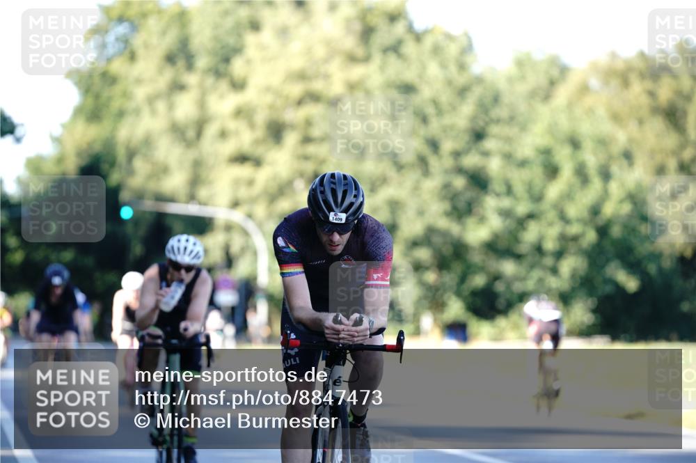 07.09.2025 - 19. Norderstedt Triathlon Michael Burmester http://msf.ph/oto/8847473 07.09.2025 16:15:52 Radfahren 1409, 1427, 1549 meine-sportfotos.de