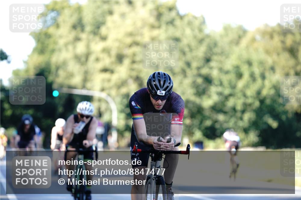 07.09.2025 - 19. Norderstedt Triathlon Michael Burmester http://msf.ph/oto/8847477 07.09.2025 16:15:52 Radfahren 1409, 1427, 1549 meine-sportfotos.de