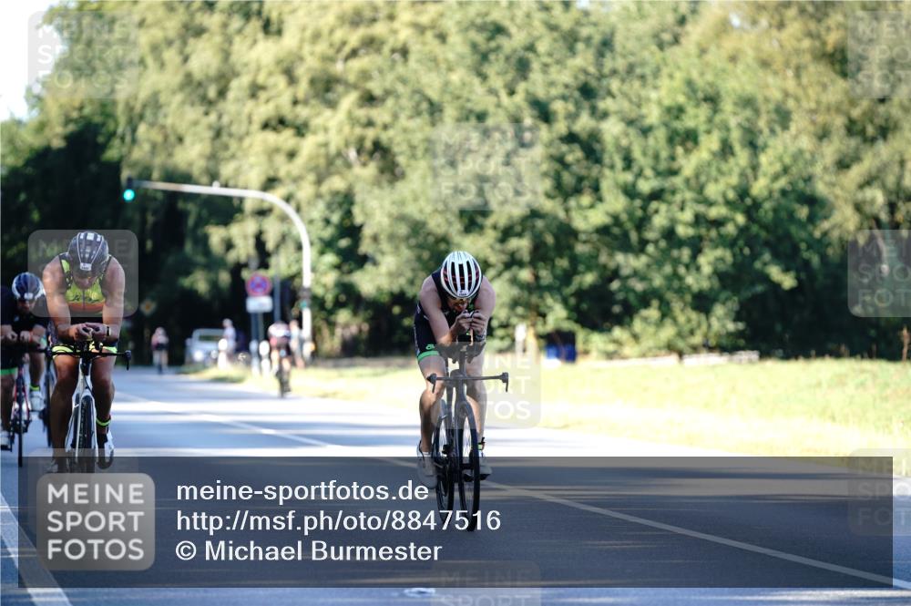 07.09.2025 - 19. Norderstedt Triathlon Michael Burmester http://msf.ph/oto/8847516 07.09.2025 16:15:57 Radfahren 870, 941, 1088, 1435, 1550, 1553, 1564 meine-sportfotos.de