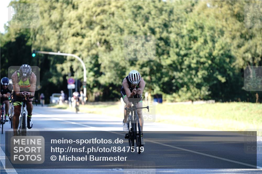 07.09.2025 - 19. Norderstedt Triathlon Michael Burmester http://msf.ph/oto/8847519 07.09.2025 16:15:57 Radfahren 870, 941, 1088, 1435, 1550, 1553, 1564 meine-sportfotos.de