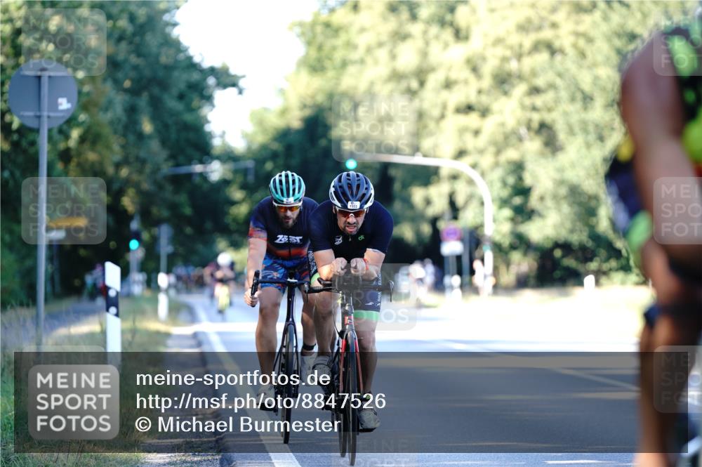 07.09.2025 - 19. Norderstedt Triathlon Michael Burmester http://msf.ph/oto/8847526 07.09.2025 16:15:59 Radfahren 509, 870, 941, 1088, 1435, 1550, 1553, 1564 meine-sportfotos.de