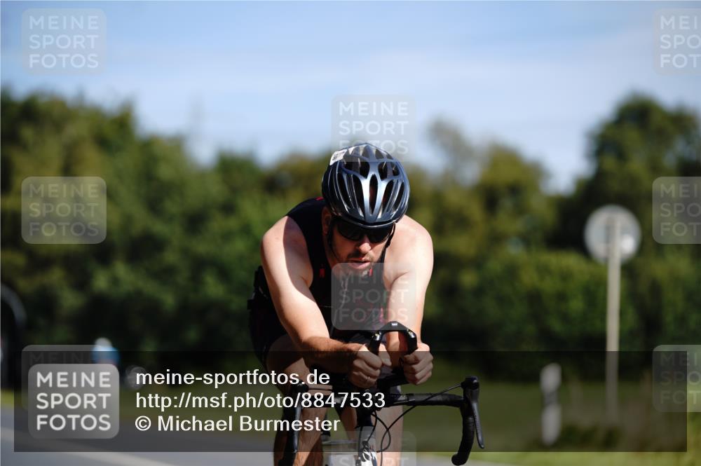 07.09.2025 - 19. Norderstedt Triathlon Michael Burmester http://msf.ph/oto/8847533 07.09.2025 11:28:13 Radfahren 204, 746 meine-sportfotos.de