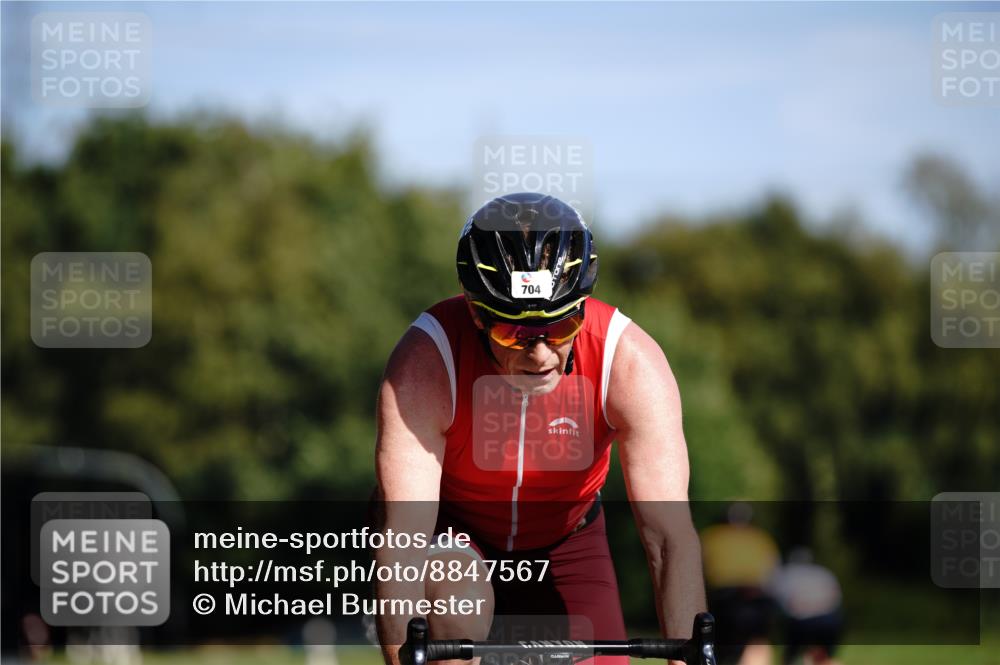 07.09.2025 - 19. Norderstedt Triathlon Michael Burmester http://msf.ph/oto/8847567 07.09.2025 11:28:41 Radfahren 704 meine-sportfotos.de