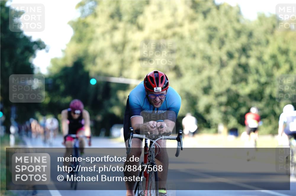 07.09.2025 - 19. Norderstedt Triathlon Michael Burmester http://msf.ph/oto/8847568 07.09.2025 16:16:12 Radfahren 1058, 1631 meine-sportfotos.de