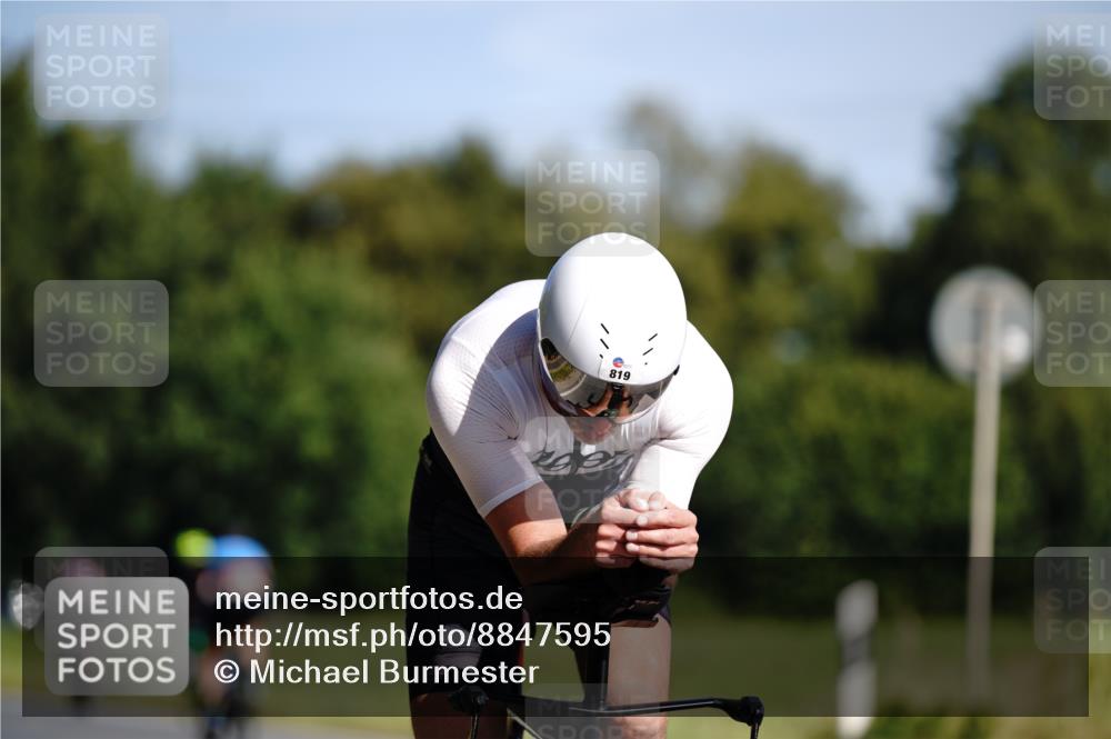 07.09.2025 - 19. Norderstedt Triathlon Michael Burmester http://msf.ph/oto/8847595 07.09.2025 11:29:21 Radfahren 819, 1173, 1228 meine-sportfotos.de
