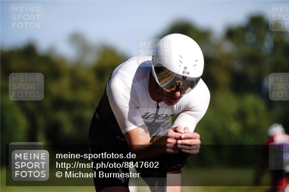 07.09.2025 - 19. Norderstedt Triathlon Michael Burmester http://msf.ph/oto/8847602 07.09.2025 11:29:21 Radfahren 819, 1173, 1228 meine-sportfotos.de
