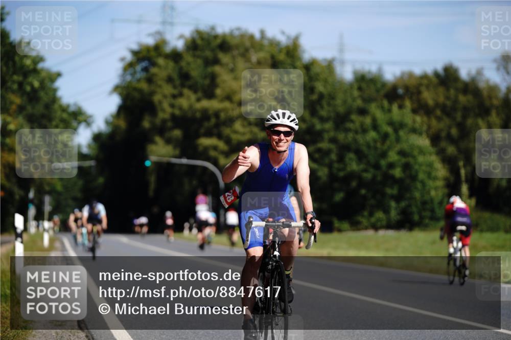 07.09.2025 - 19. Norderstedt Triathlon Michael Burmester http://msf.ph/oto/8847617 07.09.2025 11:29:23 Radfahren 819, 1173, 1196, 1228 meine-sportfotos.de