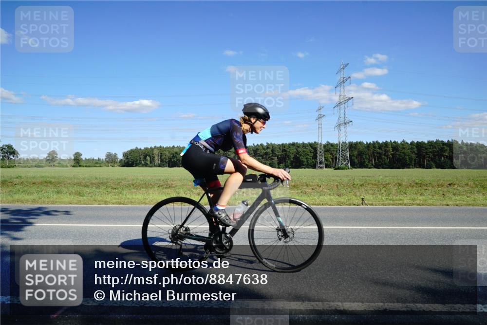 07.09.2025 - 19. Norderstedt Triathlon Michael Burmester http://msf.ph/oto/8847638 07.09.2025 15:27:39 Radfahren 947, 1430 meine-sportfotos.de
