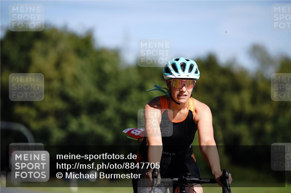 07.09.2025 - 19. Norderstedt Triathlon Michael Burmester http://msf.ph/oto/8847705 07.09.2025 11:29:45 Radfahren 1278 meine-sportfotos.de