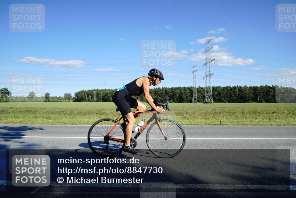 07.09.2025 - 19. Norderstedt Triathlon Michael Burmester http://msf.ph/oto/8847730 07.09.2025 15:29:07 Radfahren 429, 1474 meine-sportfotos.de
