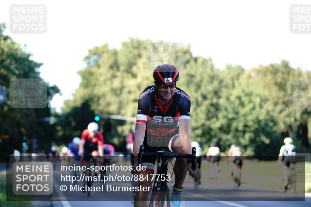 07.09.2025 - 19. Norderstedt Triathlon Michael Burmester http://msf.ph/oto/8847753 07.09.2025 16:16:56 Radfahren 503, 1091, 1411, 1464, 1611, 1630 meine-sportfotos.de