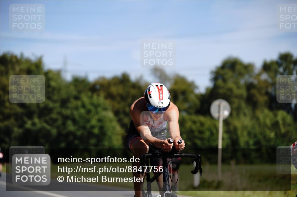 07.09.2025 - 19. Norderstedt Triathlon Michael Burmester http://msf.ph/oto/8847756 07.09.2025 11:30:02 Radfahren 276, 1174, 1341 meine-sportfotos.de