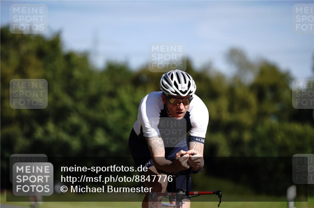 07.09.2025 - 19. Norderstedt Triathlon Michael Burmester http://msf.ph/oto/8847776 07.09.2025 11:30:10 Radfahren 768, 1197 meine-sportfotos.de