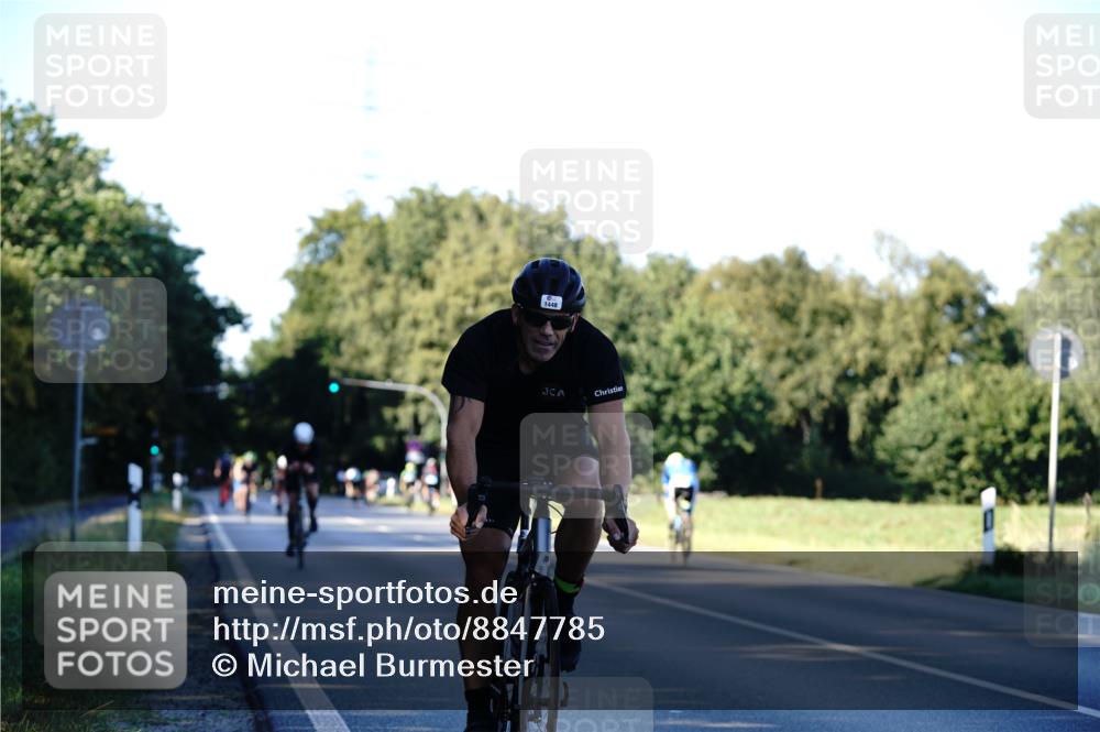 07.09.2025 - 19. Norderstedt Triathlon Michael Burmester http://msf.ph/oto/8847785 07.09.2025 16:17:05 Radfahren 376, 396, 902, 1448, 1512, 1609 meine-sportfotos.de