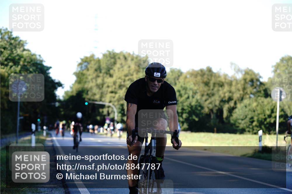 07.09.2025 - 19. Norderstedt Triathlon Michael Burmester http://msf.ph/oto/8847787 07.09.2025 16:17:05 Radfahren 376, 396, 902, 1448, 1512, 1609 meine-sportfotos.de