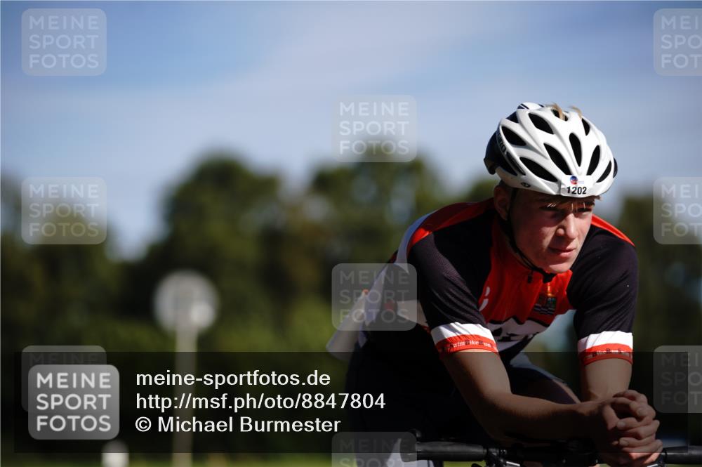 07.09.2025 - 19. Norderstedt Triathlon Michael Burmester http://msf.ph/oto/8847804 07.09.2025 11:30:56 Radfahren 1162, 1202 meine-sportfotos.de