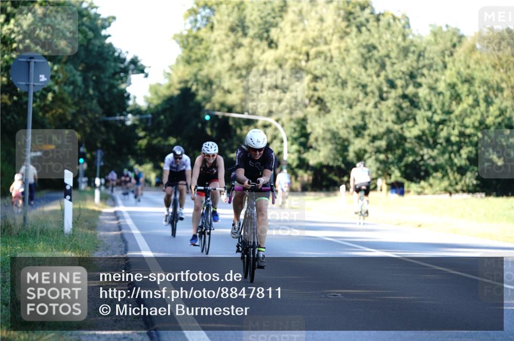 07.09.2025 - 19. Norderstedt Triathlon Michael Burmester http://msf.ph/oto/8847811 07.09.2025 16:17:27 Radfahren 1072, 1095, 1407 meine-sportfotos.de