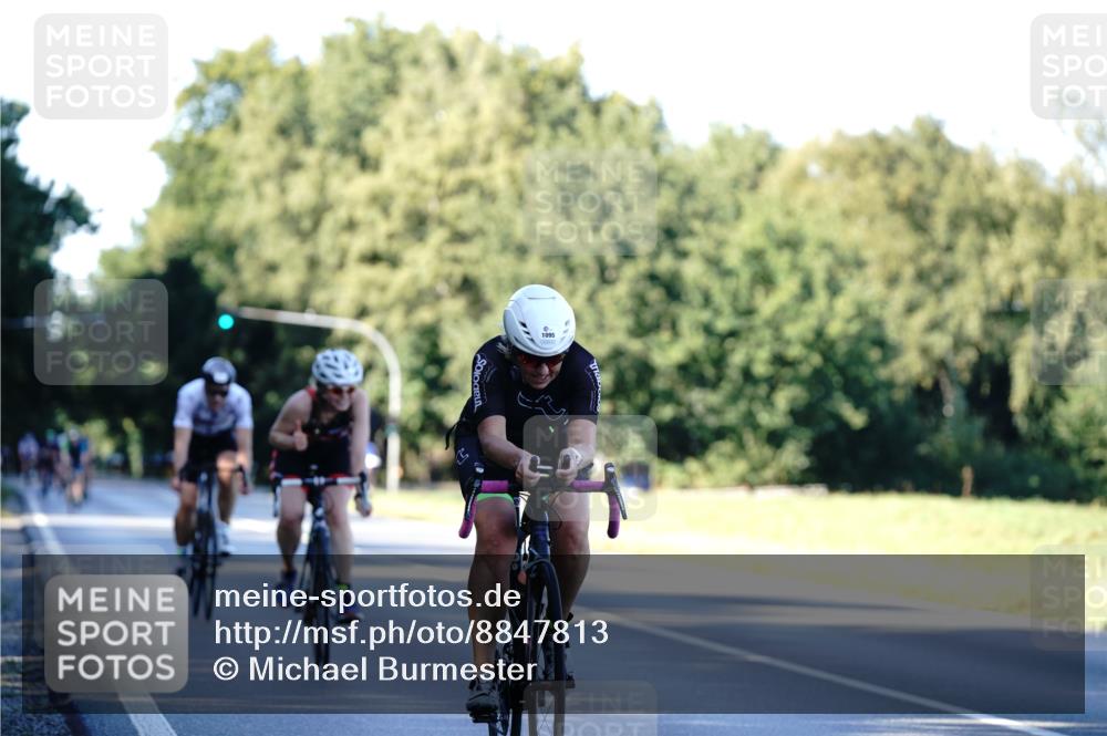07.09.2025 - 19. Norderstedt Triathlon Michael Burmester http://msf.ph/oto/8847813 07.09.2025 16:17:28 Radfahren 1072, 1095, 1407 meine-sportfotos.de