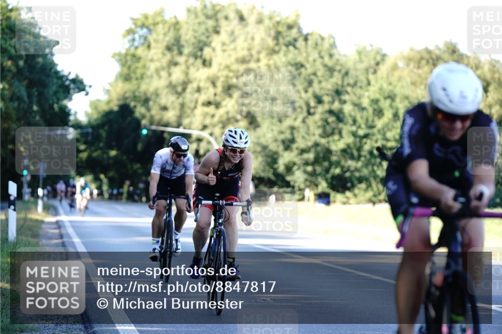 07.09.2025 - 19. Norderstedt Triathlon Michael Burmester http://msf.ph/oto/8847817 07.09.2025 16:17:29 Radfahren 1072, 1095, 1407 meine-sportfotos.de