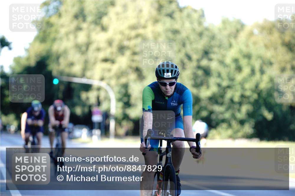 07.09.2025 - 19. Norderstedt Triathlon Michael Burmester http://msf.ph/oto/8847829 07.09.2025 16:17:37 Radfahren 362, 864, 1084 meine-sportfotos.de