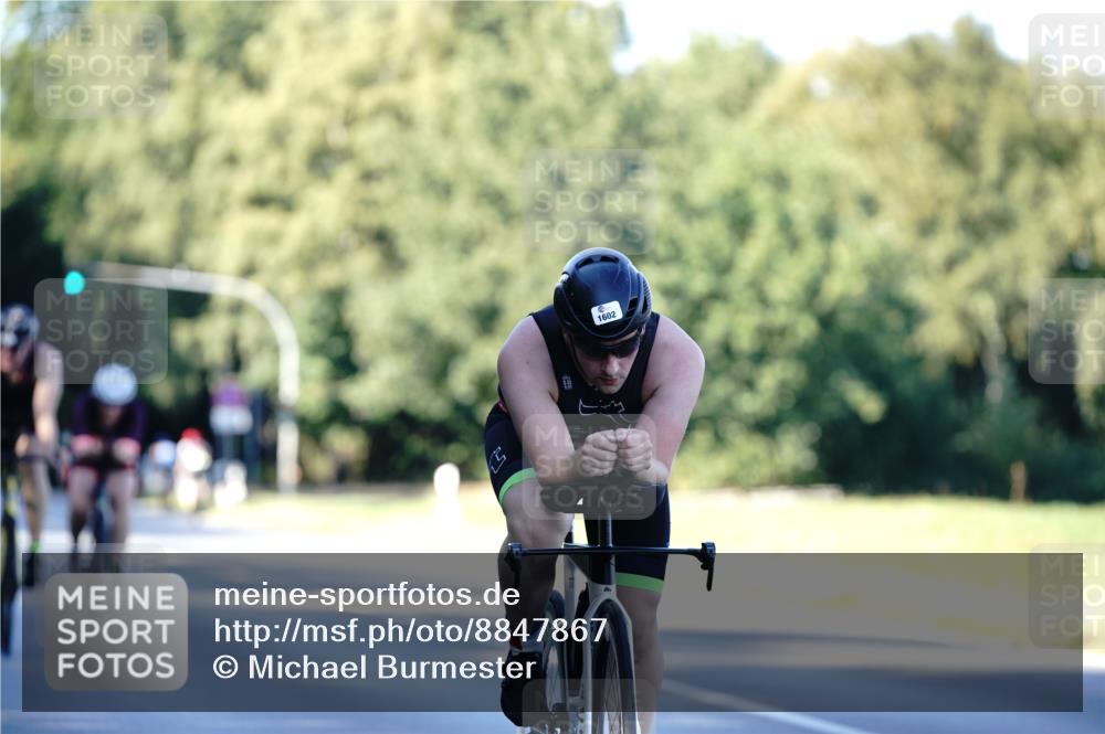 07.09.2025 - 19. Norderstedt Triathlon Michael Burmester http://msf.ph/oto/8847867 07.09.2025 16:17:52 Radfahren 944, 1046, 1534, 1588, 1602 meine-sportfotos.de