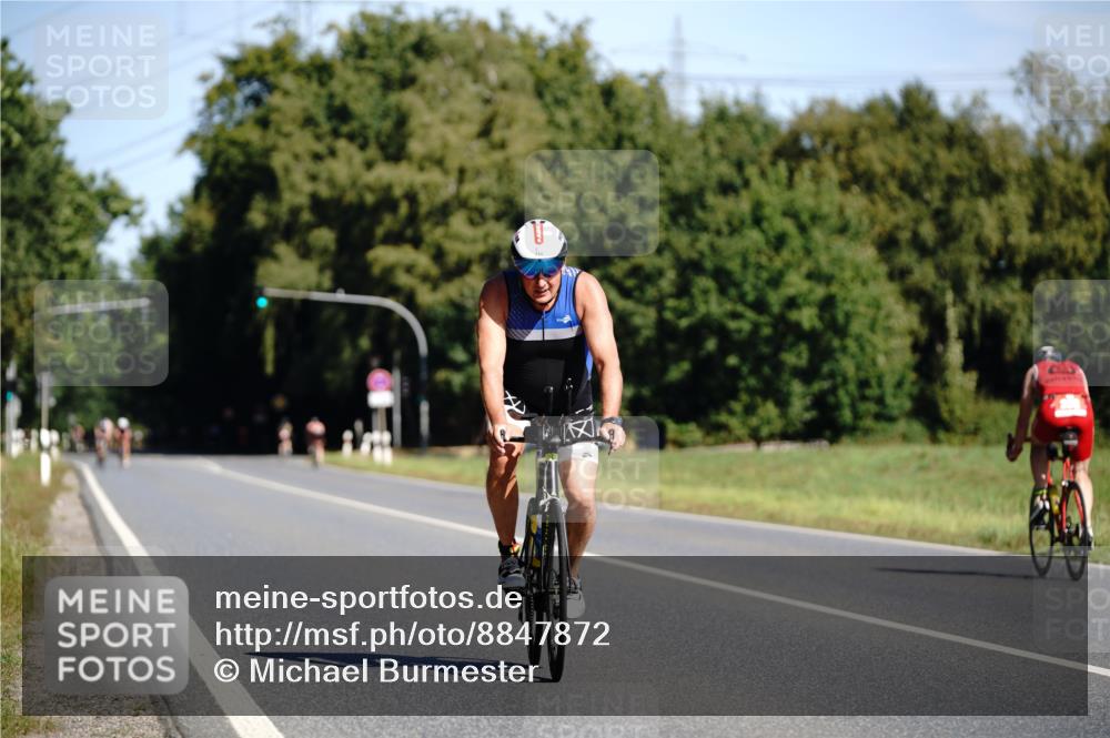 07.09.2025 - 19. Norderstedt Triathlon Michael Burmester http://msf.ph/oto/8847872 07.09.2025 11:31:37 Radfahren 710, 1186 meine-sportfotos.de