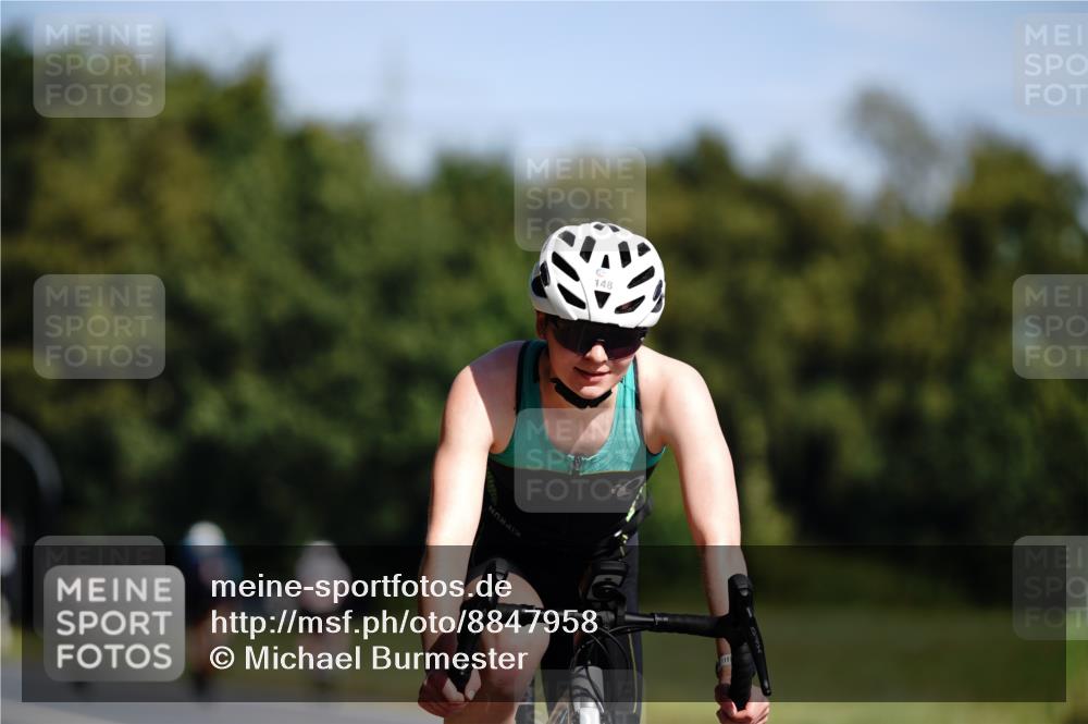 07.09.2025 - 19. Norderstedt Triathlon Michael Burmester http://msf.ph/oto/8847958 07.09.2025 11:33:02 Radfahren 148, 237 meine-sportfotos.de