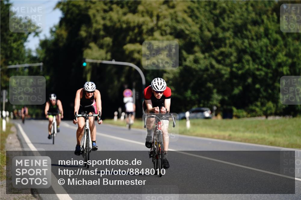 07.09.2025 - 19. Norderstedt Triathlon Michael Burmester http://msf.ph/oto/8848010 07.09.2025 11:33:31 Radfahren 1199, 1333 meine-sportfotos.de