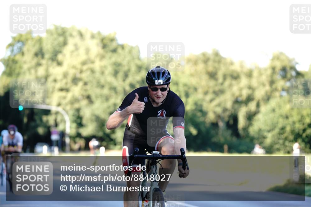 07.09.2025 - 19. Norderstedt Triathlon Michael Burmester http://msf.ph/oto/8848027 07.09.2025 16:19:07 Radfahren 1107, 1580 meine-sportfotos.de