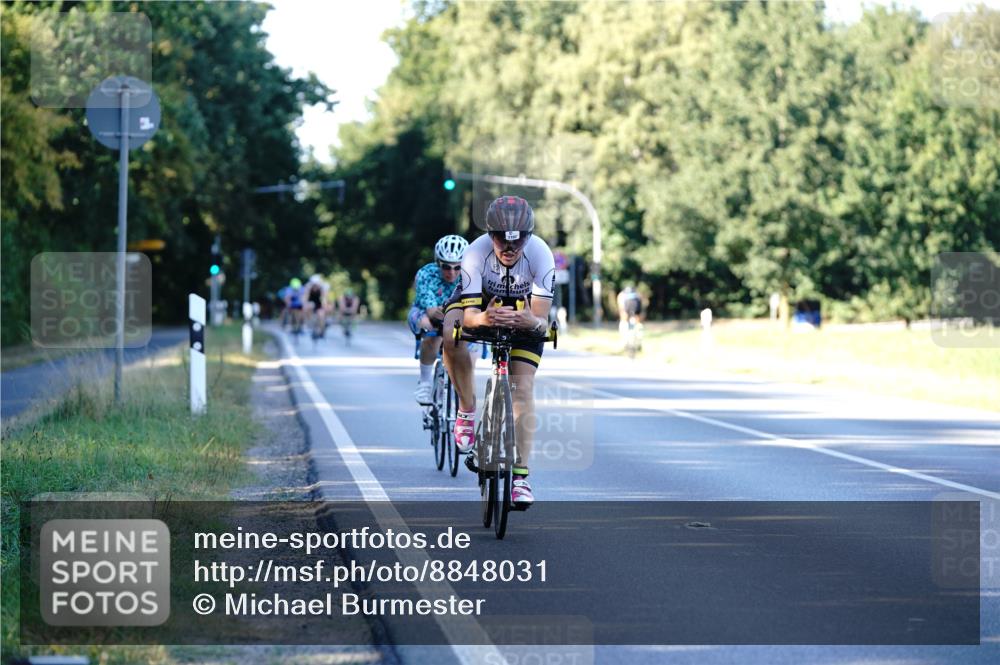 07.09.2025 - 19. Norderstedt Triathlon Michael Burmester http://msf.ph/oto/8848031 07.09.2025 16:19:09 Radfahren 1107, 1432, 1580 meine-sportfotos.de