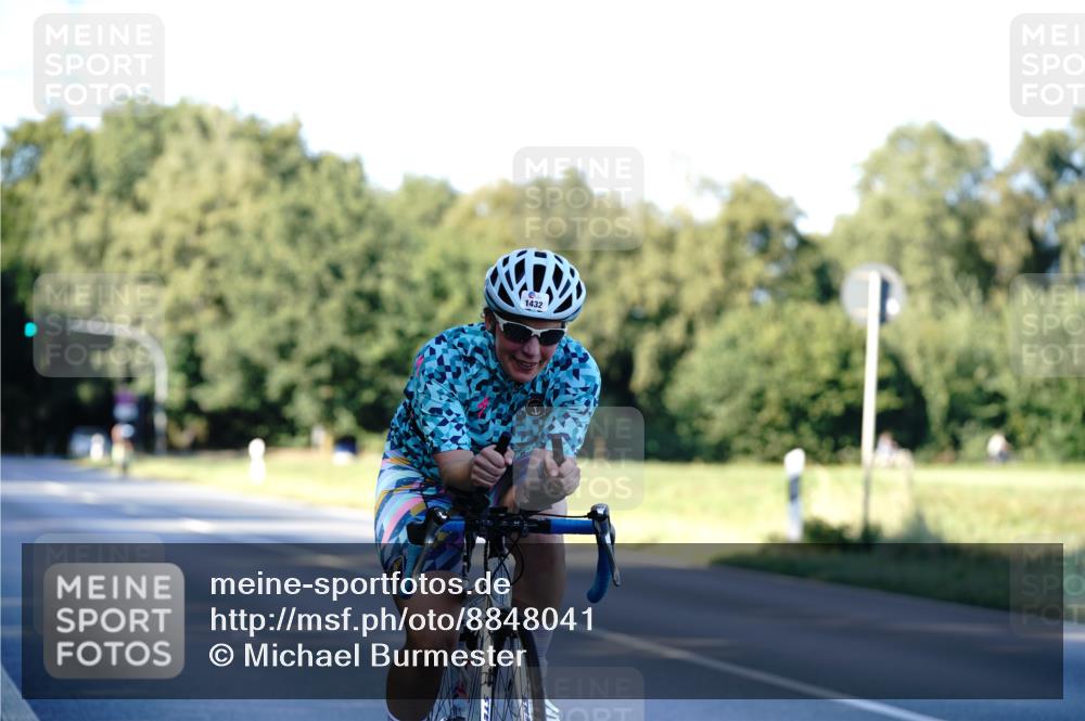 07.09.2025 - 19. Norderstedt Triathlon Michael Burmester http://msf.ph/oto/8848041 07.09.2025 16:19:11 Radfahren 1107, 1432, 1580 meine-sportfotos.de