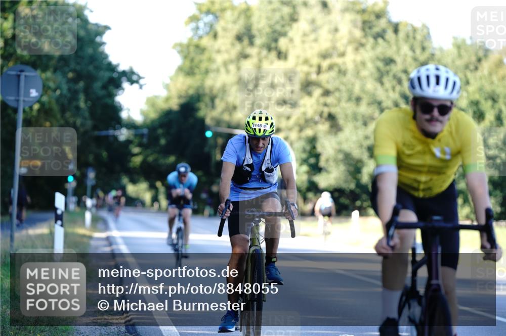 07.09.2025 - 19. Norderstedt Triathlon Michael Burmester http://msf.ph/oto/8848055 07.09.2025 16:19:21 Radfahren 871, 937, 1446, 1551, 1628 meine-sportfotos.de