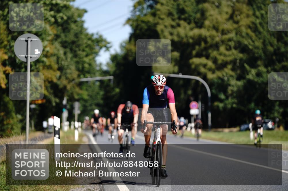 07.09.2025 - 19. Norderstedt Triathlon Michael Burmester http://msf.ph/oto/8848058 07.09.2025 11:34:14 Radfahren 1306 meine-sportfotos.de