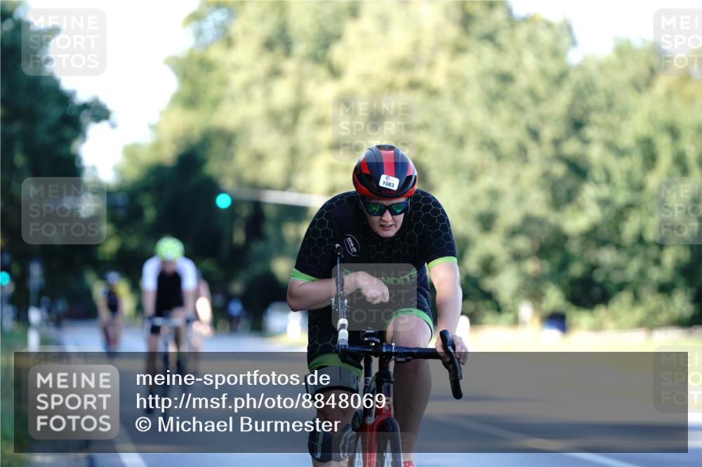07.09.2025 - 19. Norderstedt Triathlon Michael Burmester http://msf.ph/oto/8848069 07.09.2025 16:19:33 Radfahren 432, 1083 meine-sportfotos.de