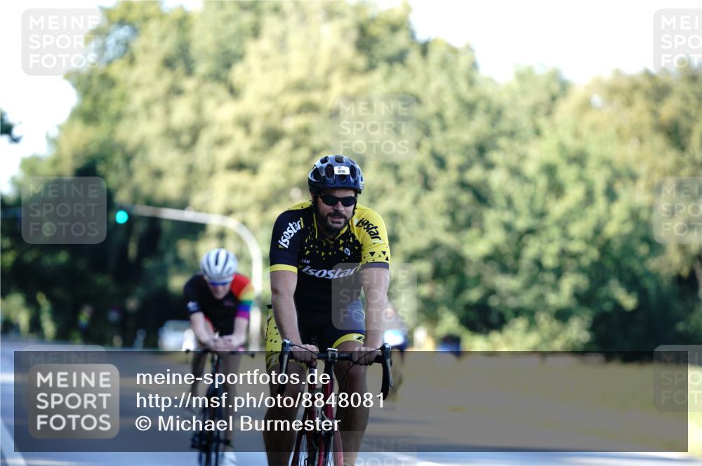 07.09.2025 - 19. Norderstedt Triathlon Michael Burmester http://msf.ph/oto/8848081 07.09.2025 16:19:41 Radfahren 935, 1556 meine-sportfotos.de